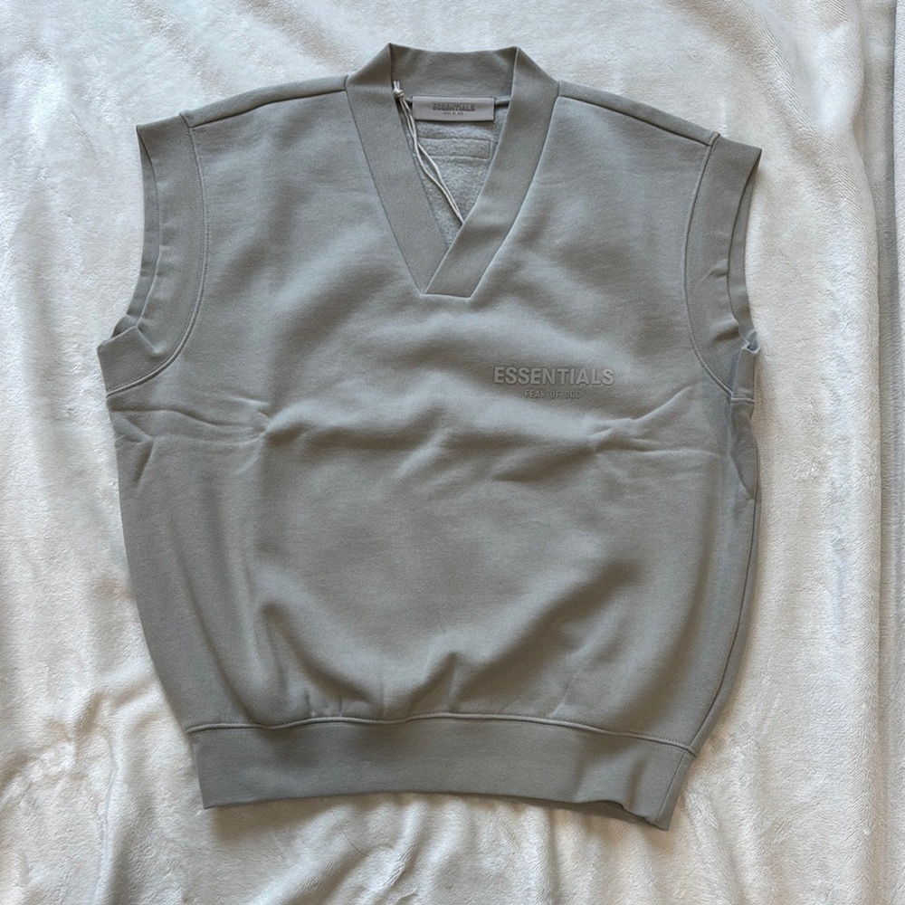 Fear of God Essentials Gray Women’s oversize Sweater Vest-size XS (BNWT)